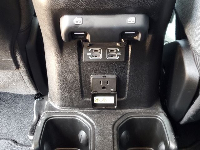 2025 Jeep Wrangler 4-Door Rubicon - Photo 12