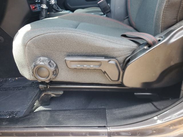2025 Jeep Wrangler 4-Door Rubicon - Photo 15