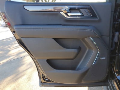 2025 GMC Yukon Elevation