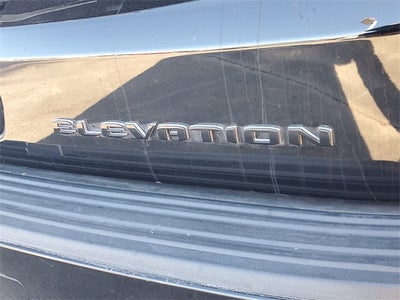 2025 GMC Yukon Elevation