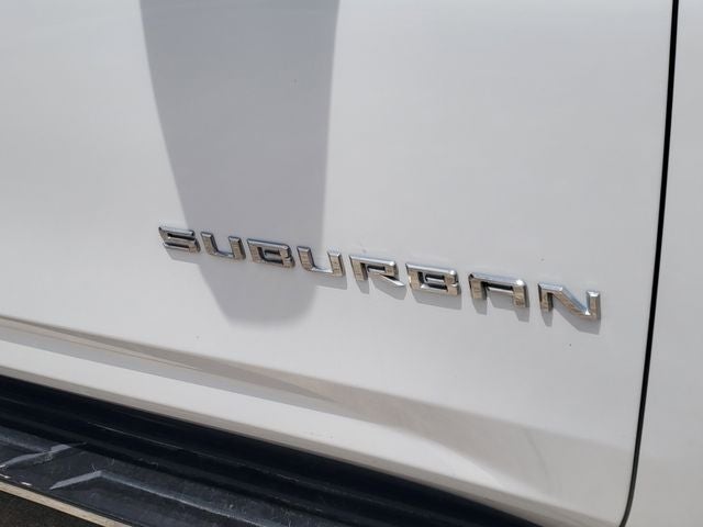 2023 Chevrolet Suburban Base