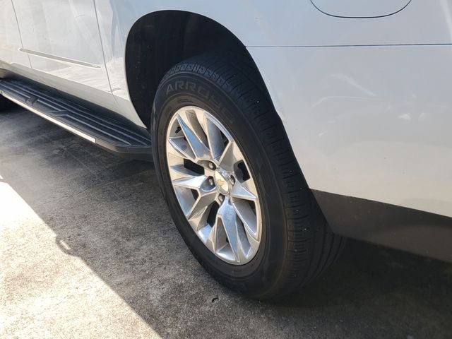 2023 Chevrolet Suburban Base