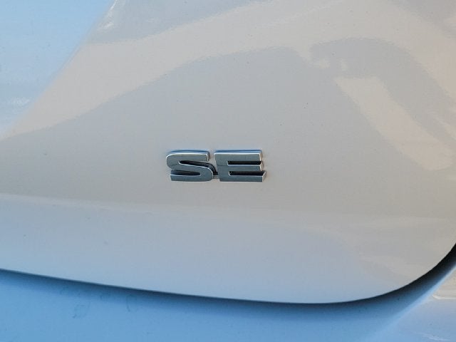2025 Mitsubishi Outlander SE - Photo 6