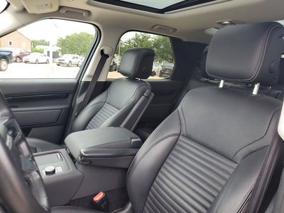 2024 Land Rover Discovery S