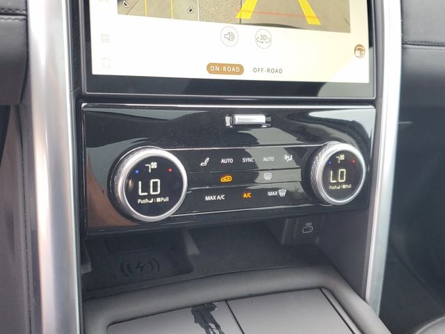 2024 Land Rover Discovery S