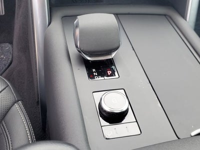 2024 Land Rover Discovery S