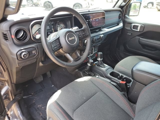 2025 Jeep Wrangler 4-Door Rubicon - Photo 16