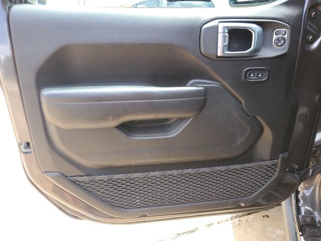 2025 Jeep Wrangler 4-Door Rubicon - Photo 17