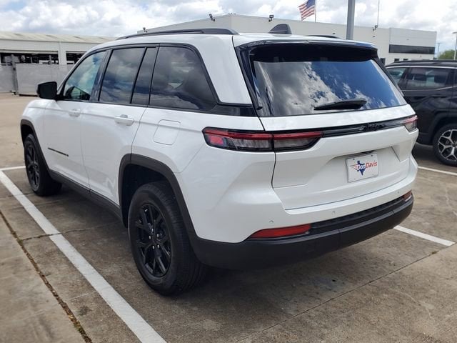 2025 Jeep Grand Cherokee Altitude X 4x2
