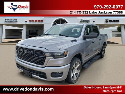 2025 RAM 1500 Tradesman Crew Cab 4x2 5'7" Box