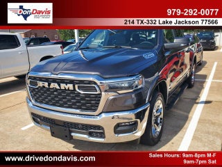 2025 RAM 1500 Lone Star Crew Cab 4x4 5'7" Box