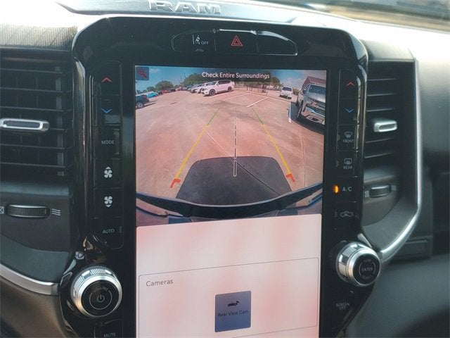 2025 RAM 1500 Big Horn Crew Cab 4x4 5'7" Box