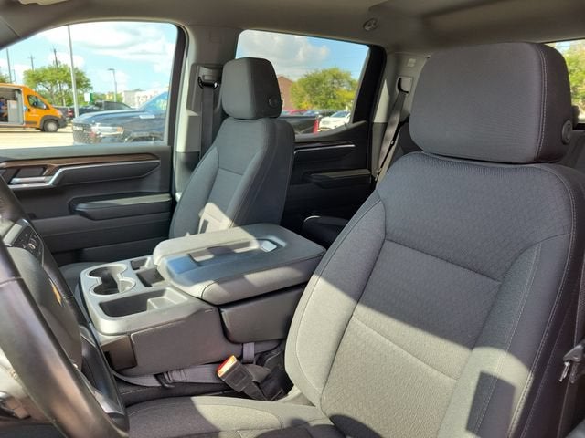 2025 Chevrolet Silverado 1500 LT - Photo 14