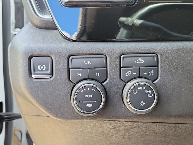 2025 Chevrolet Silverado 1500 LT - Photo 19