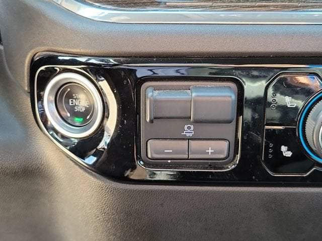 2025 Chevrolet Silverado 1500 LT - Photo 27