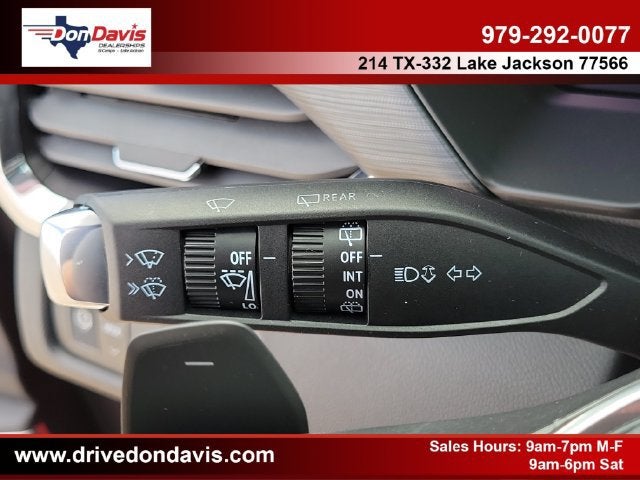 2027 GMC Acadia Elevation