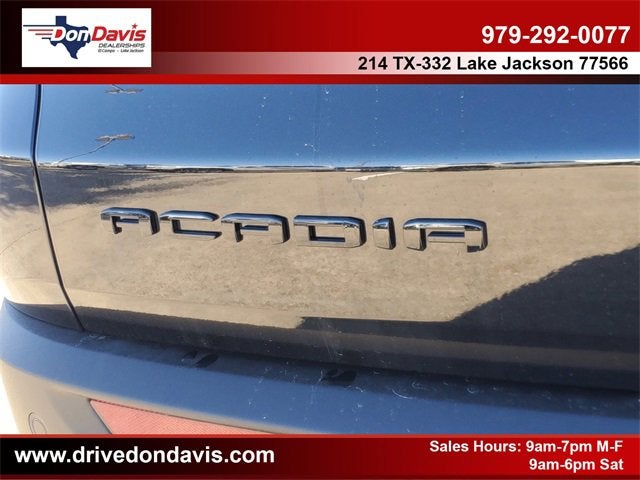 2026 GMC Acadia Elevation