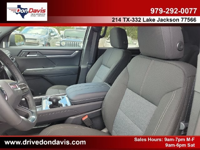 2027 GMC Acadia Elevation