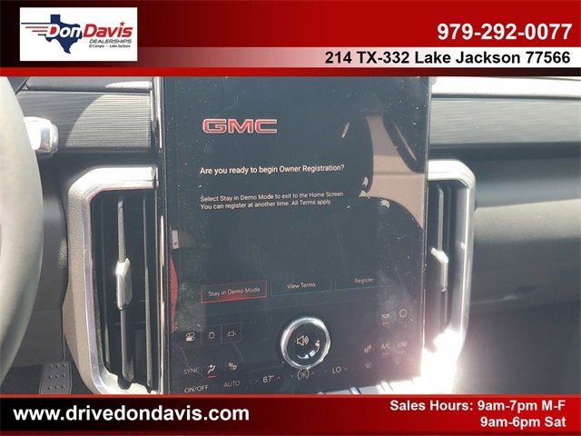 2026 GMC Acadia Elevation