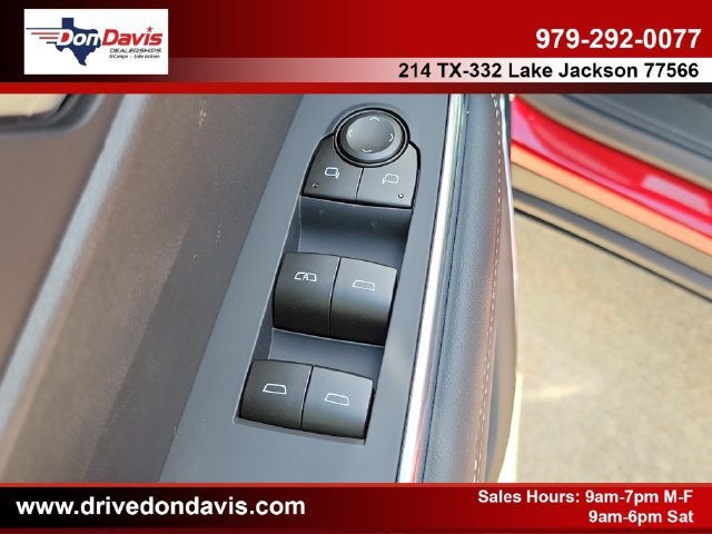 2027 GMC Acadia Elevation