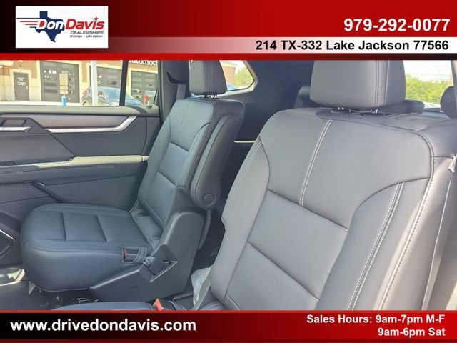 2027 GMC Acadia Elevation