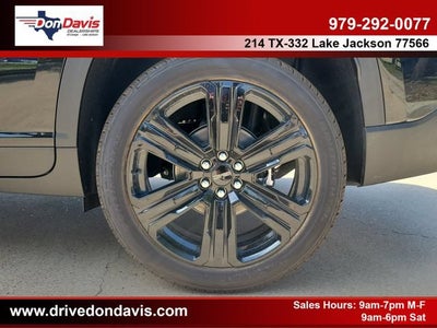 2027 GMC Acadia Elevation