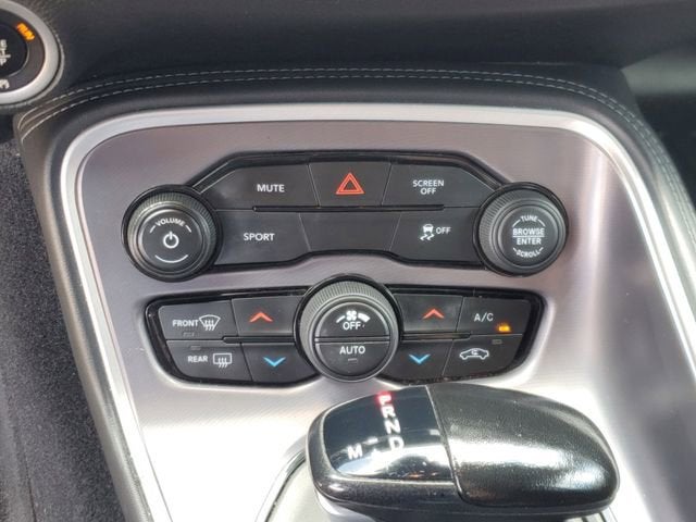 2020 Dodge Challenger SXT