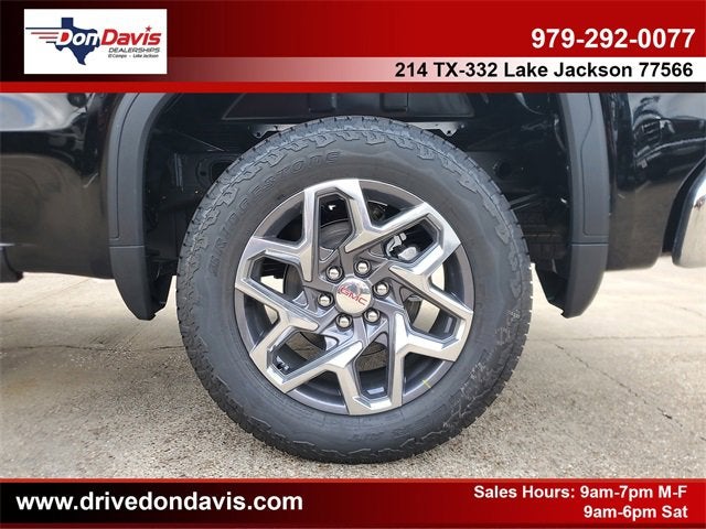 2026 GMC Sierra 1500 SLE