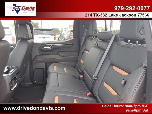 2026 GMC Sierra 1500 AT4 - Photo 9