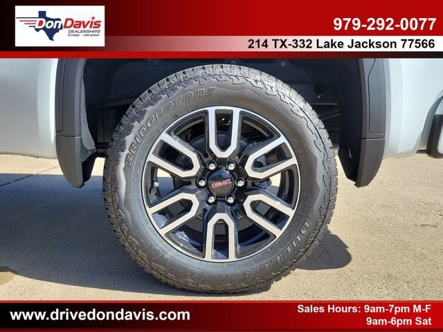 2026 GMC Sierra 1500 AT4 - Photo 7