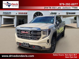 2022 GMC Sierra 1500 AT4