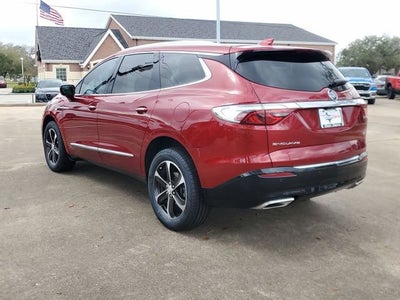 2022 Buick Enclave Essence