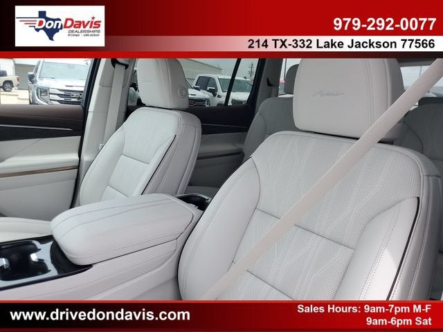 2026 Buick Enclave Avenir