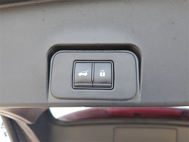 2022 Nissan Rogue SL FWD