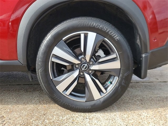 2022 Nissan Rogue SL FWD