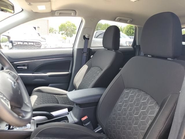 2024 Mitsubishi Outlander Sport S