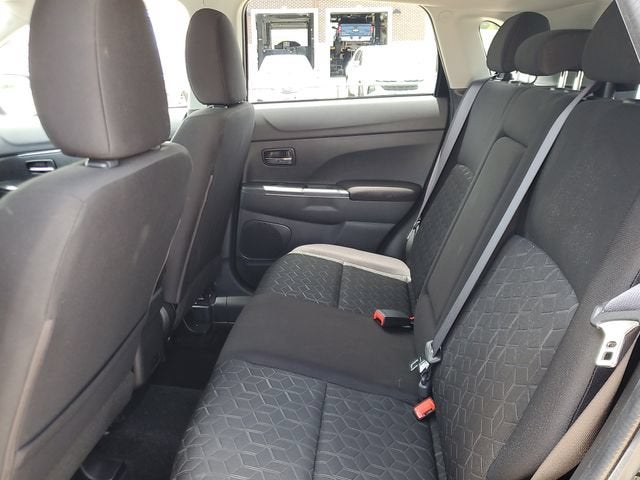 2025 Mitsubishi Outlander Sport S