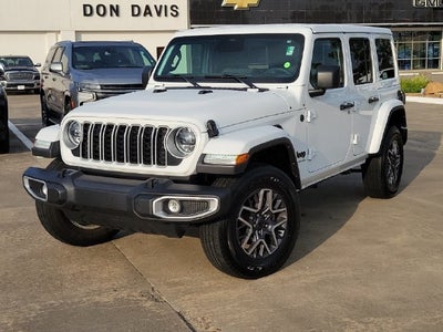 2025 Jeep Wrangler Sahara