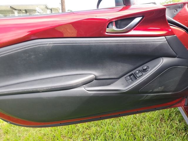 2025 Mazda Mazda MX-5 Miata RF Grand Touring