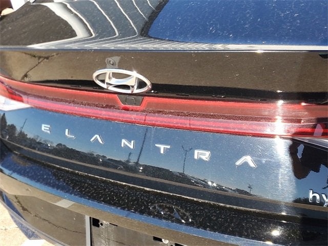 2023 Hyundai Elantra Hybrid Limited
