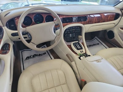 2000 Jaguar XJ NA